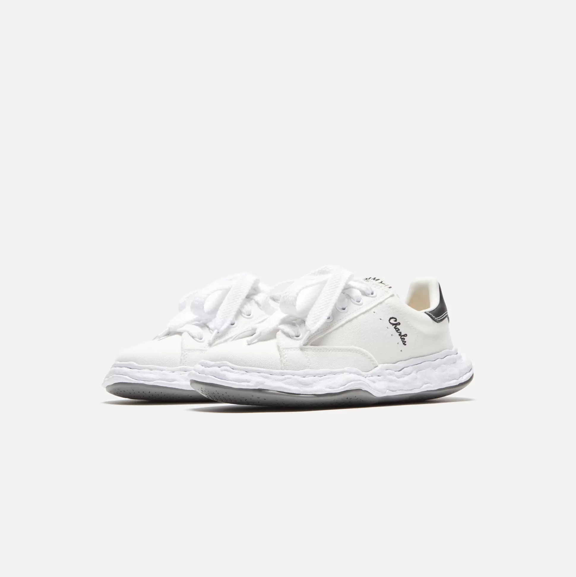 New Mihara Yasuhiro charles canvas sneakers White