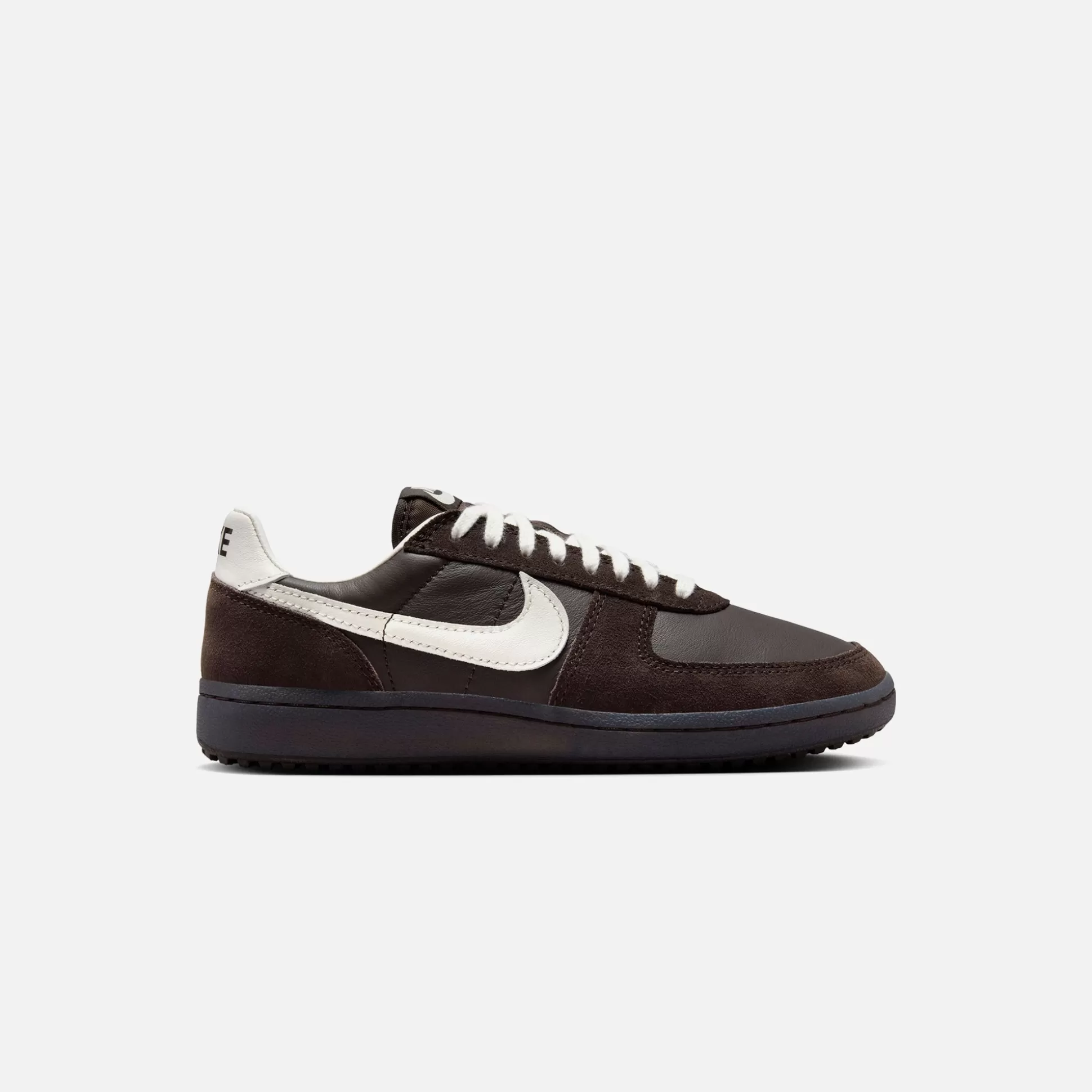 Clearance Nike field general 82