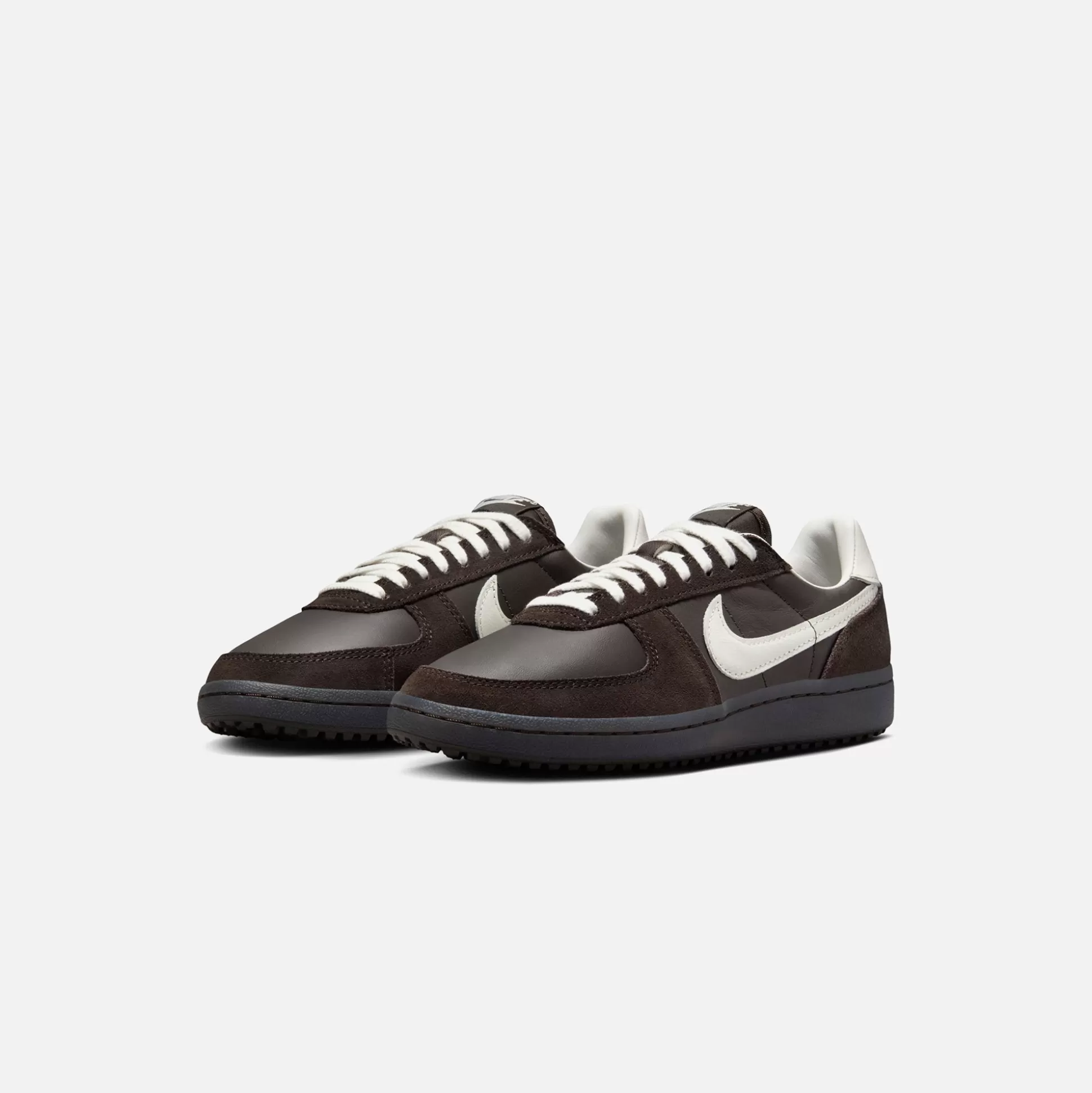 Clearance Nike field general 82