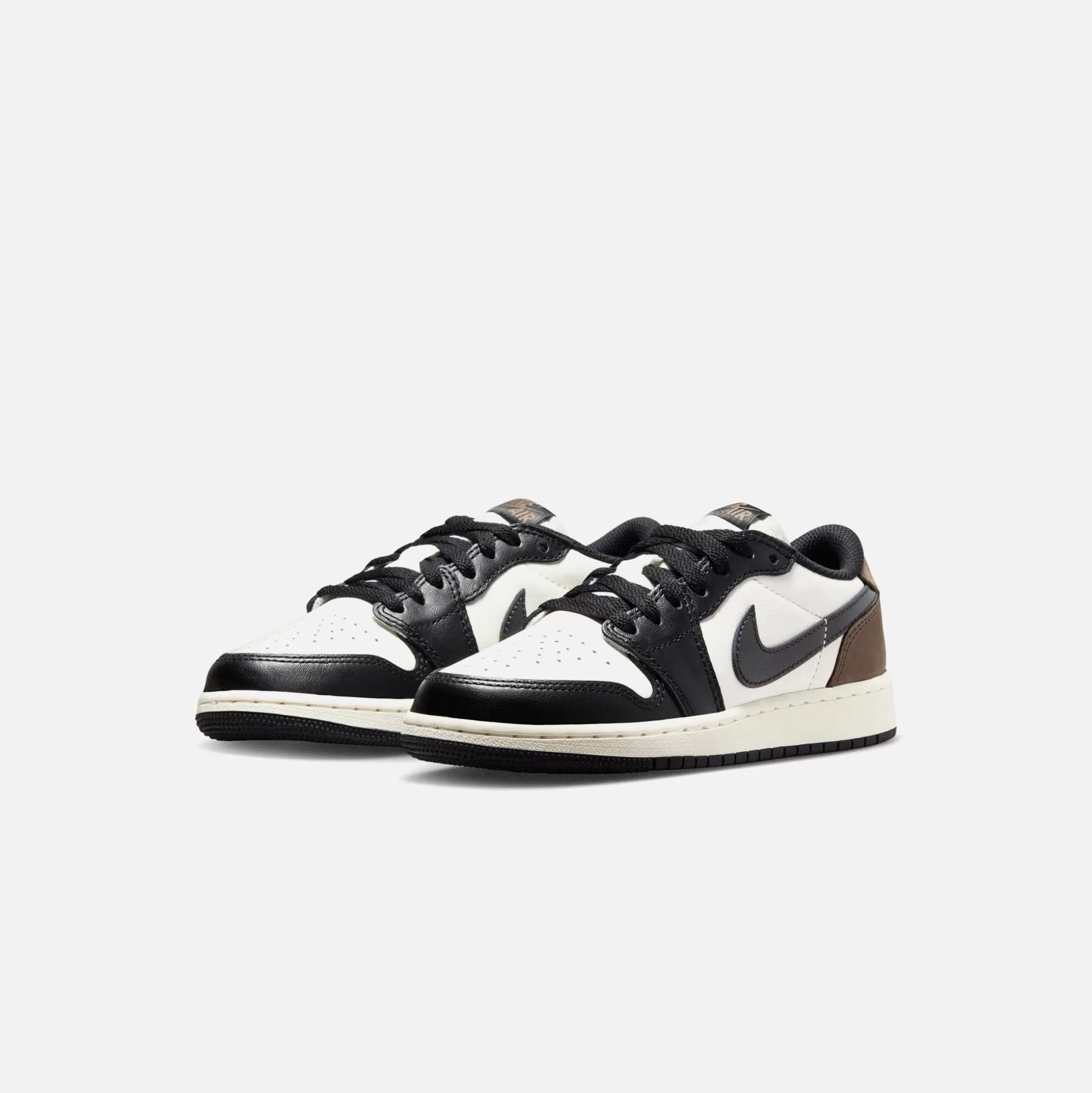 Flash Sale Jordan gs air 1 low og