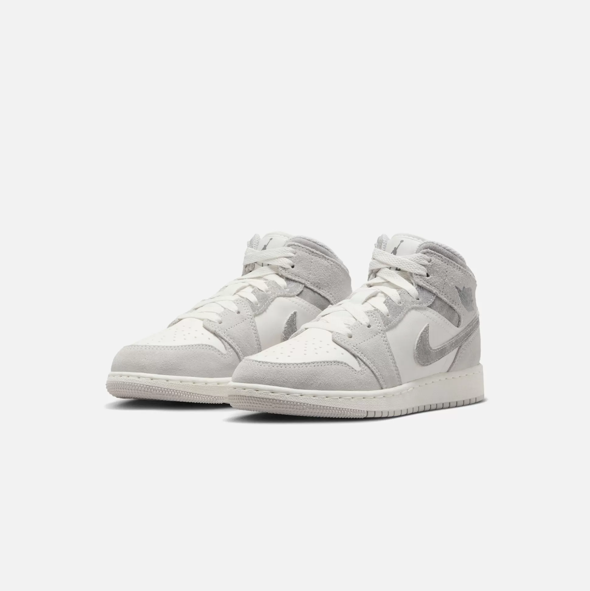 Shop Jordan gs air 1 mid se