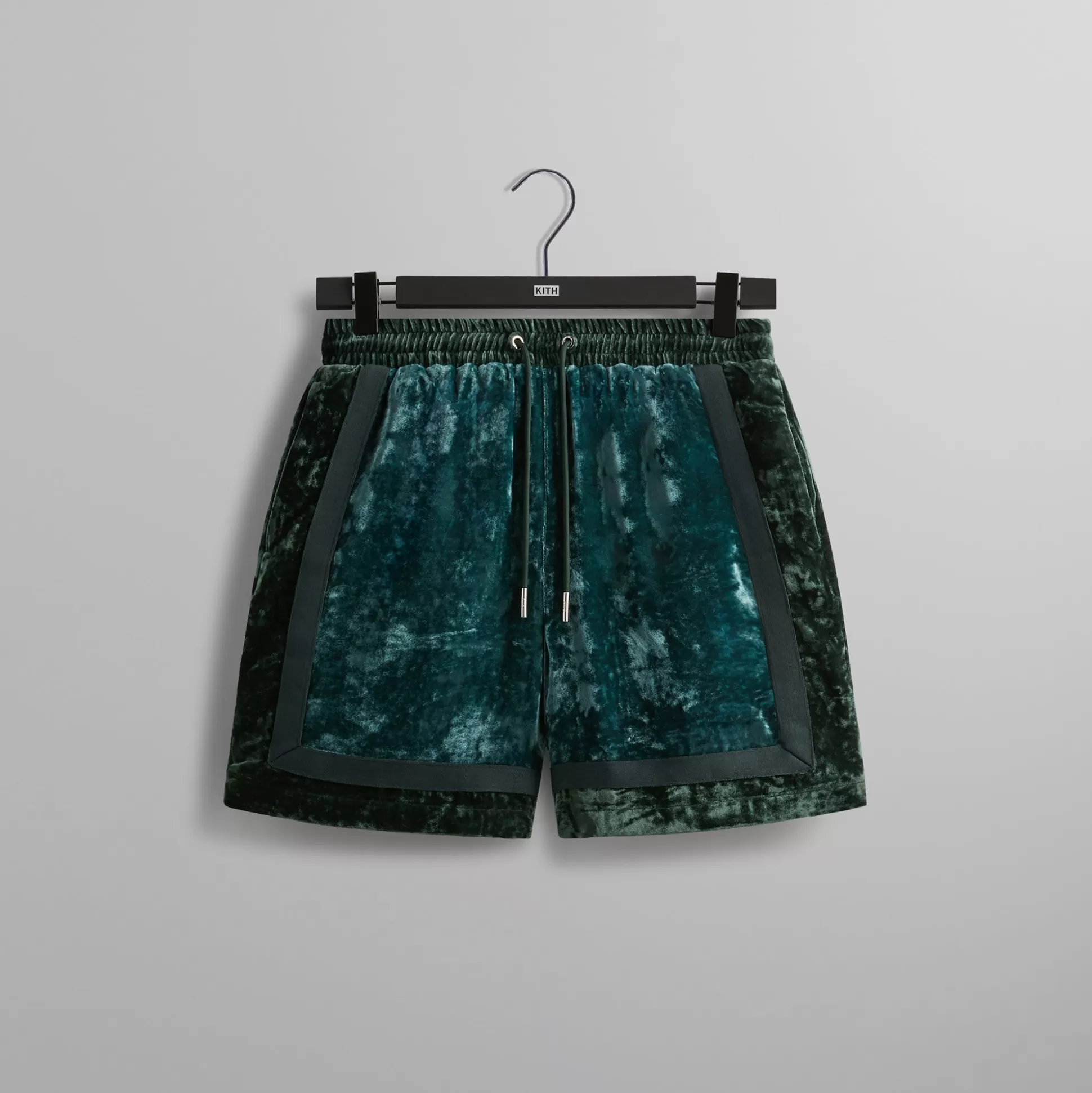 Flash Sale Kith &Kin Crushed Velvet Keon Short Algae