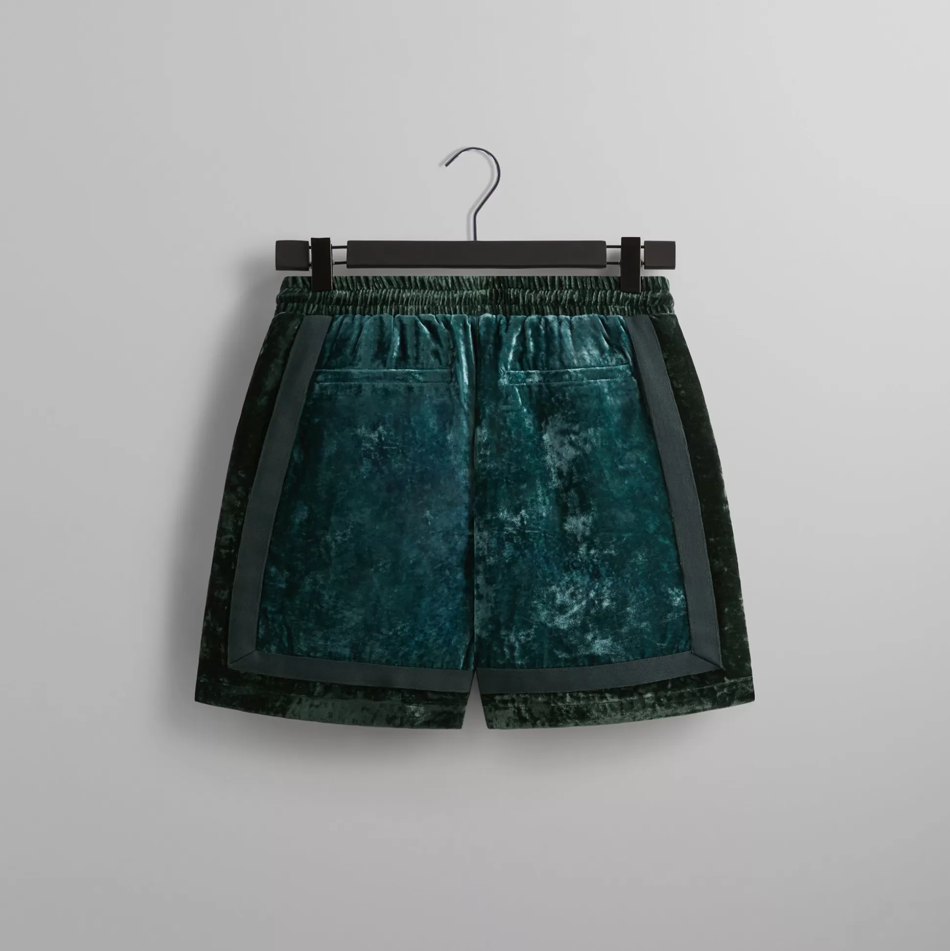 Flash Sale Kith &Kin Crushed Velvet Keon Short Algae