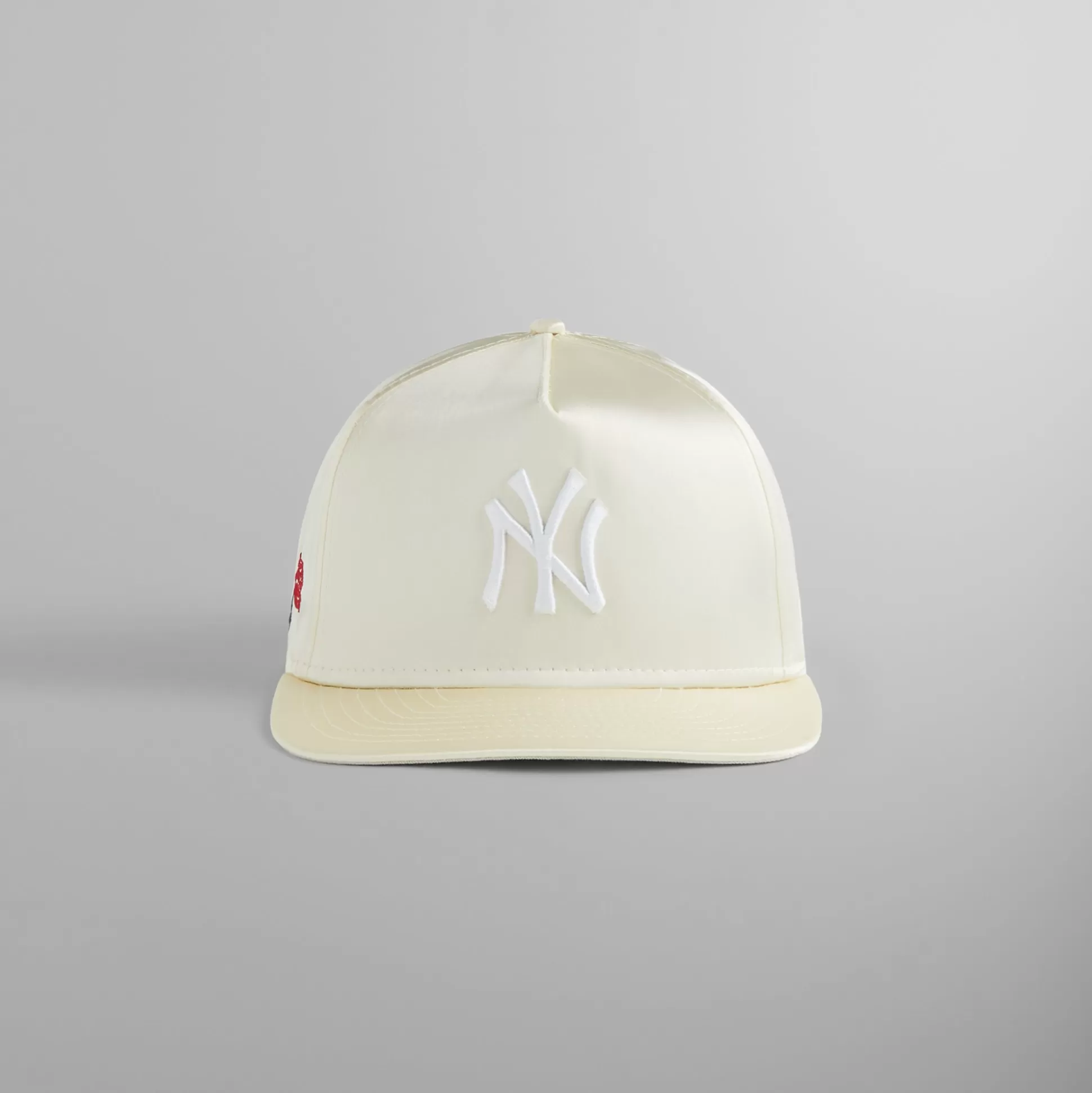 Clearance Kith & New Era for the New York Yankees Satin 9FORTY Snapback Arete