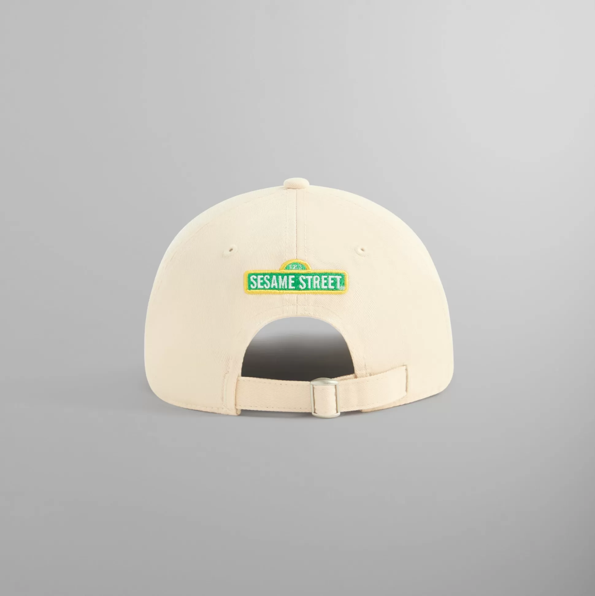 Store Kith for Sesame Street Aaron Cap Sandrift