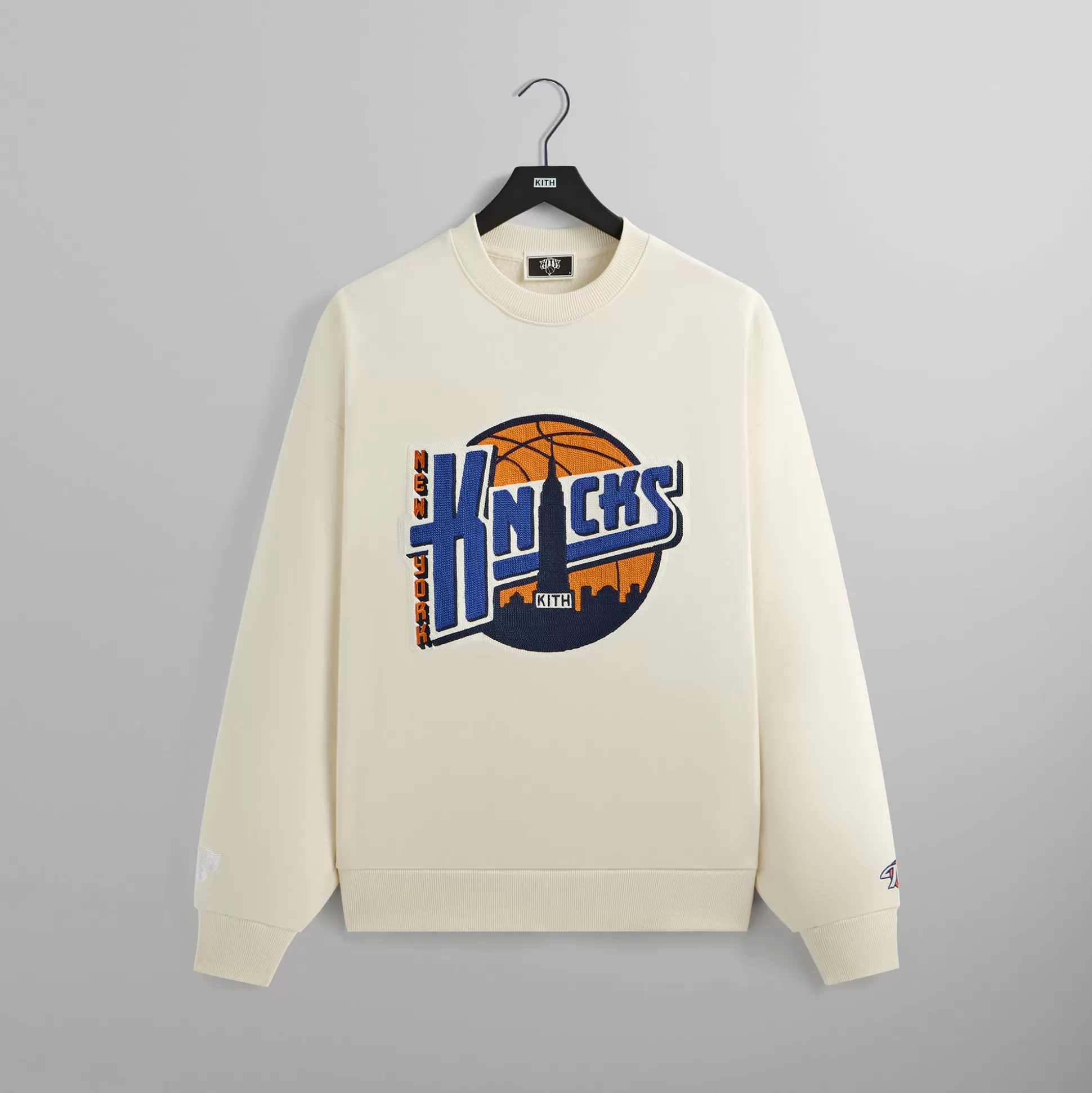 Discount Kith for the New York Knicks City Vintage Nelson Crewneck Sandrift