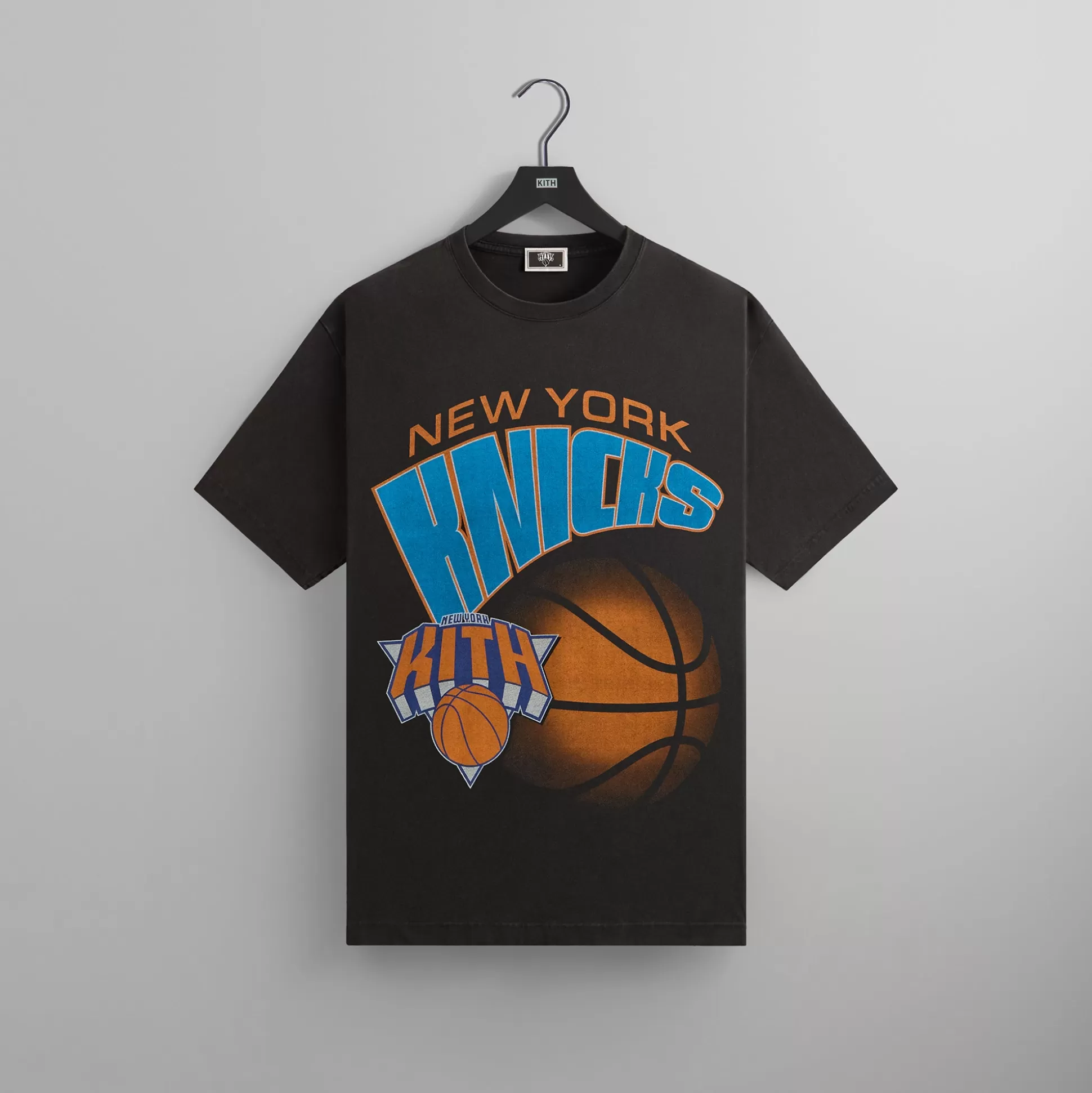 Discount Kith for the New York Knicks Forever Vintage Tee Black