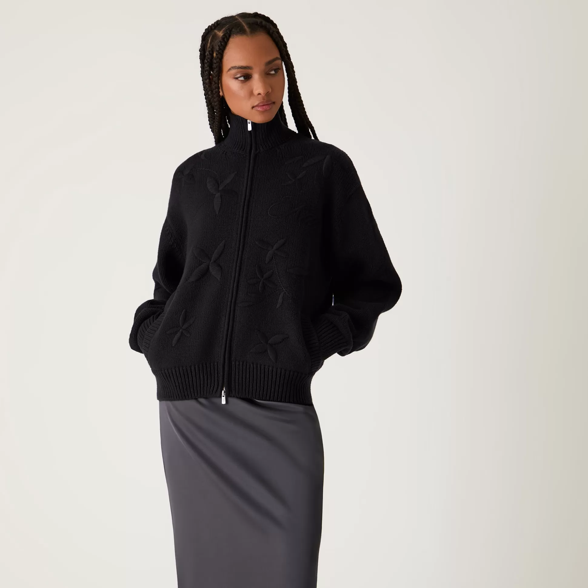 Hot Kith Women Oversized Wyler Floral Full Zip Sweater Black