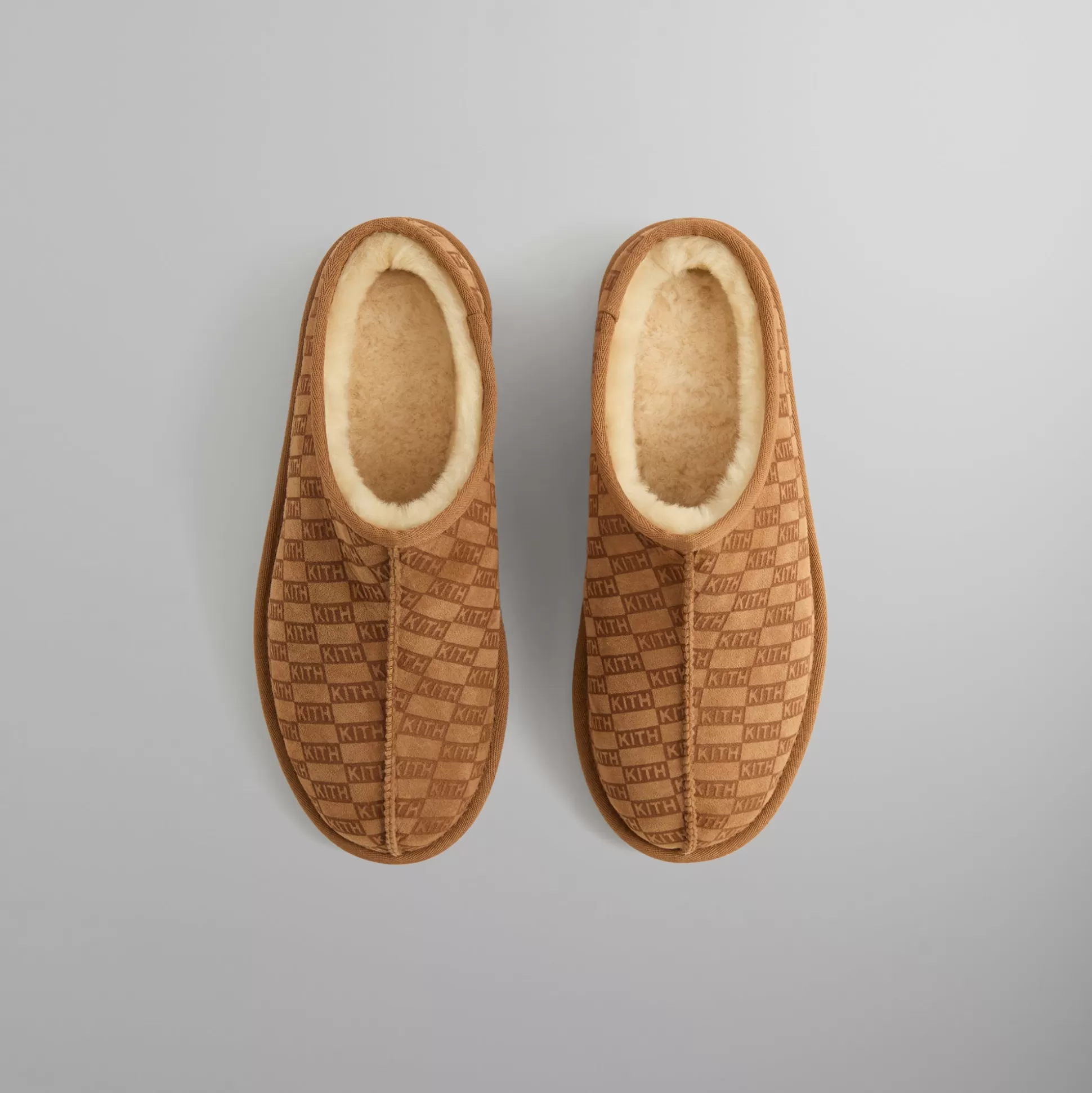 Fashion Kith mas Monogram Shearling Slippers Loft