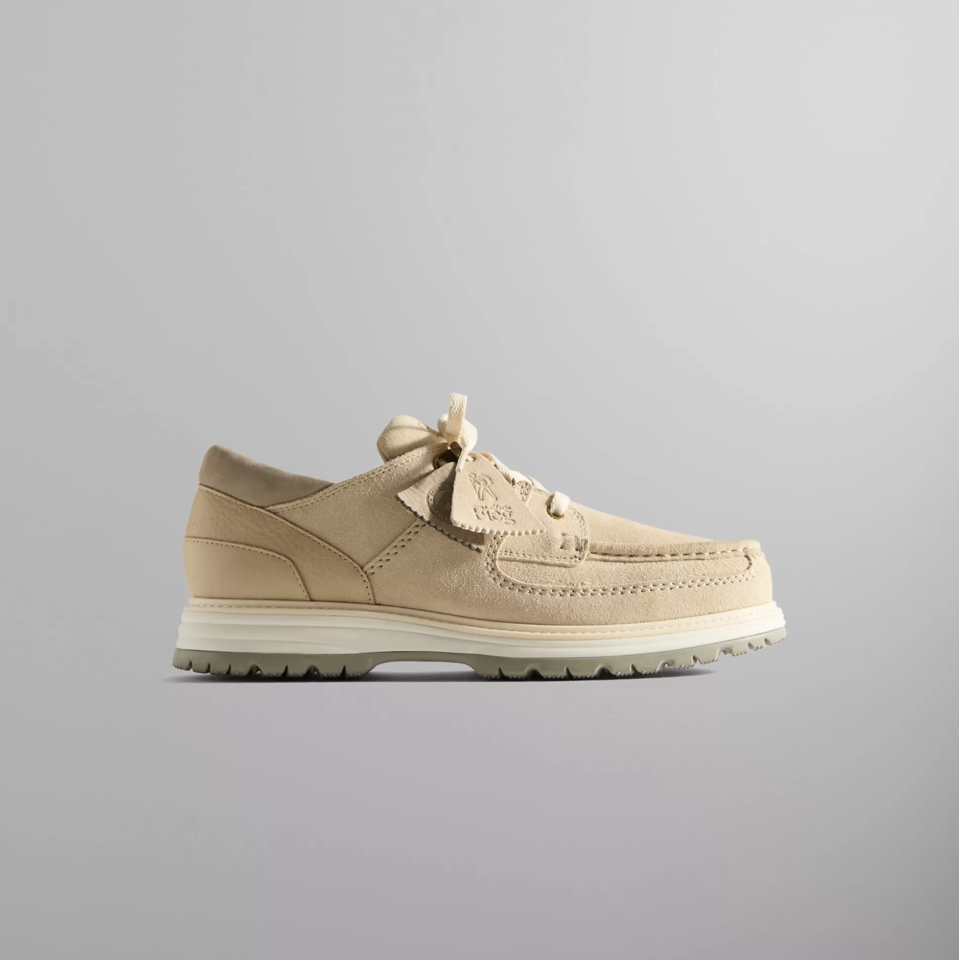 Best Kith 8th St by Ronnie Fieg for Clarks Originals Sunderland Chalk