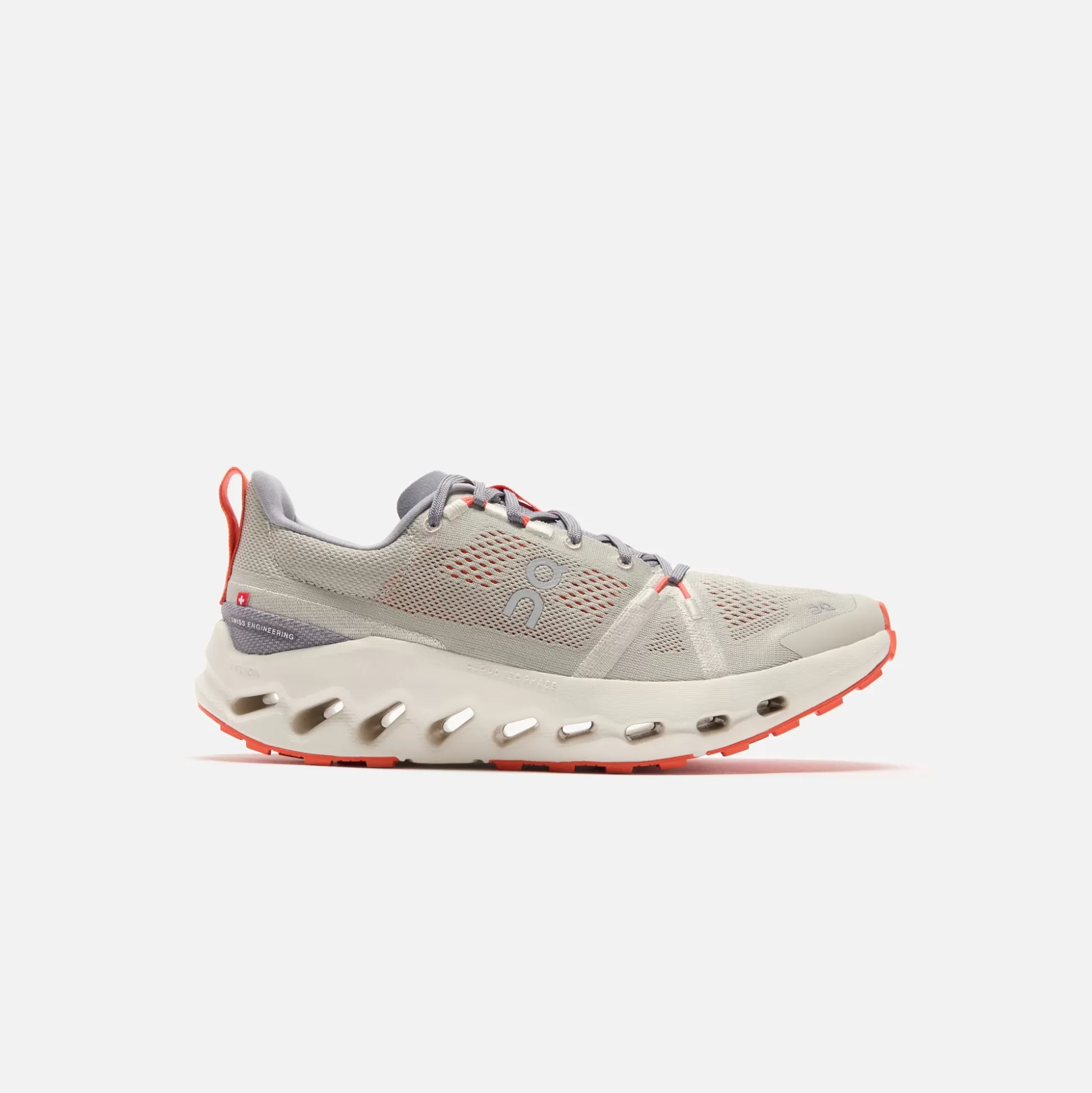 Sale On Running wmns cloudsurfer trail Grey