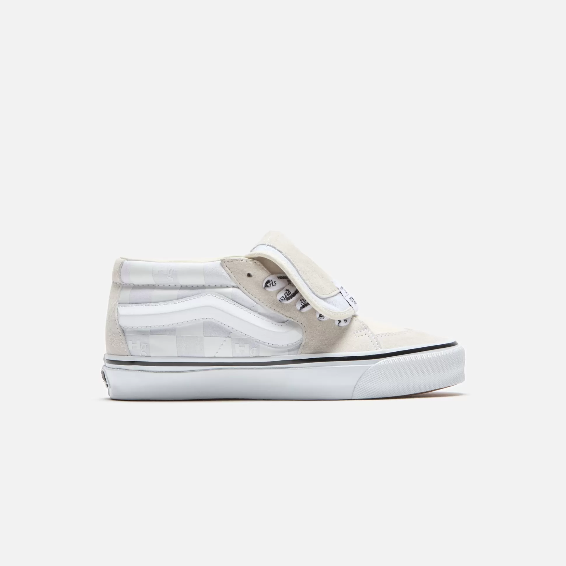 Shop VANS x homme girls otw sk8-mid reissue 83 White