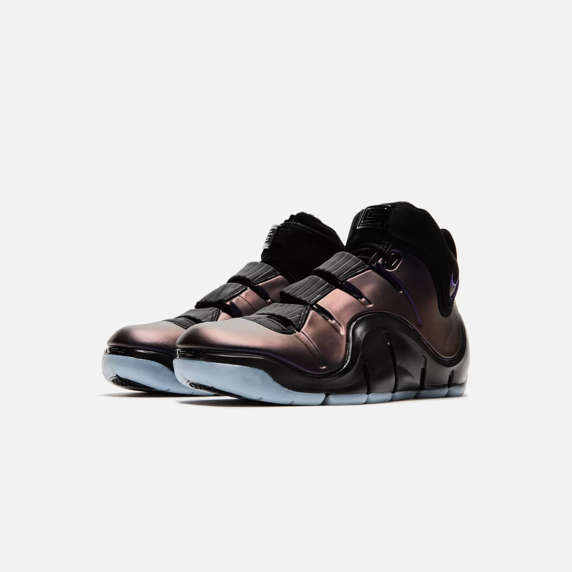 Shop Nike zoom lebron iv